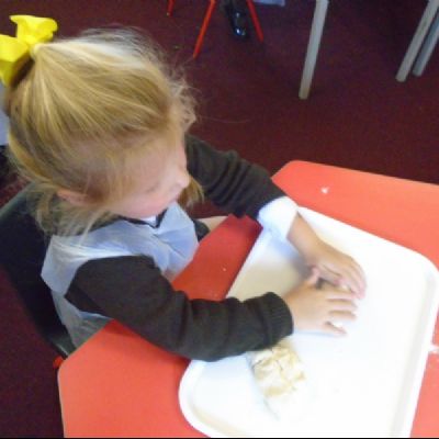 Yr1bread10