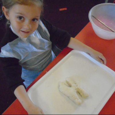 Yr1bread15