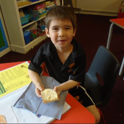 Yr1bread18