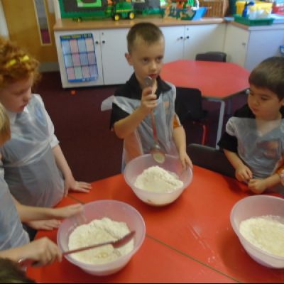Yr1bread4