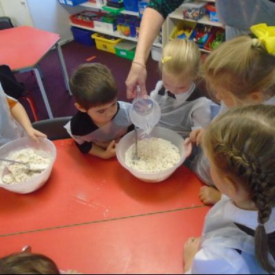 Yr1bread7
